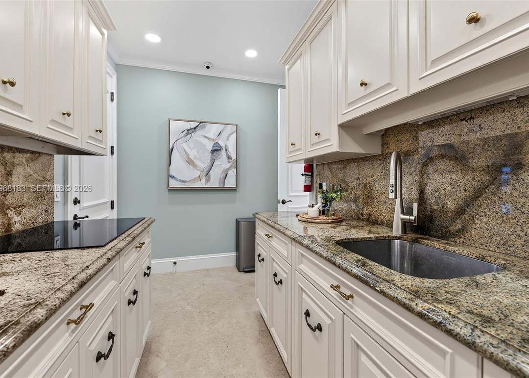628 Coral Way
