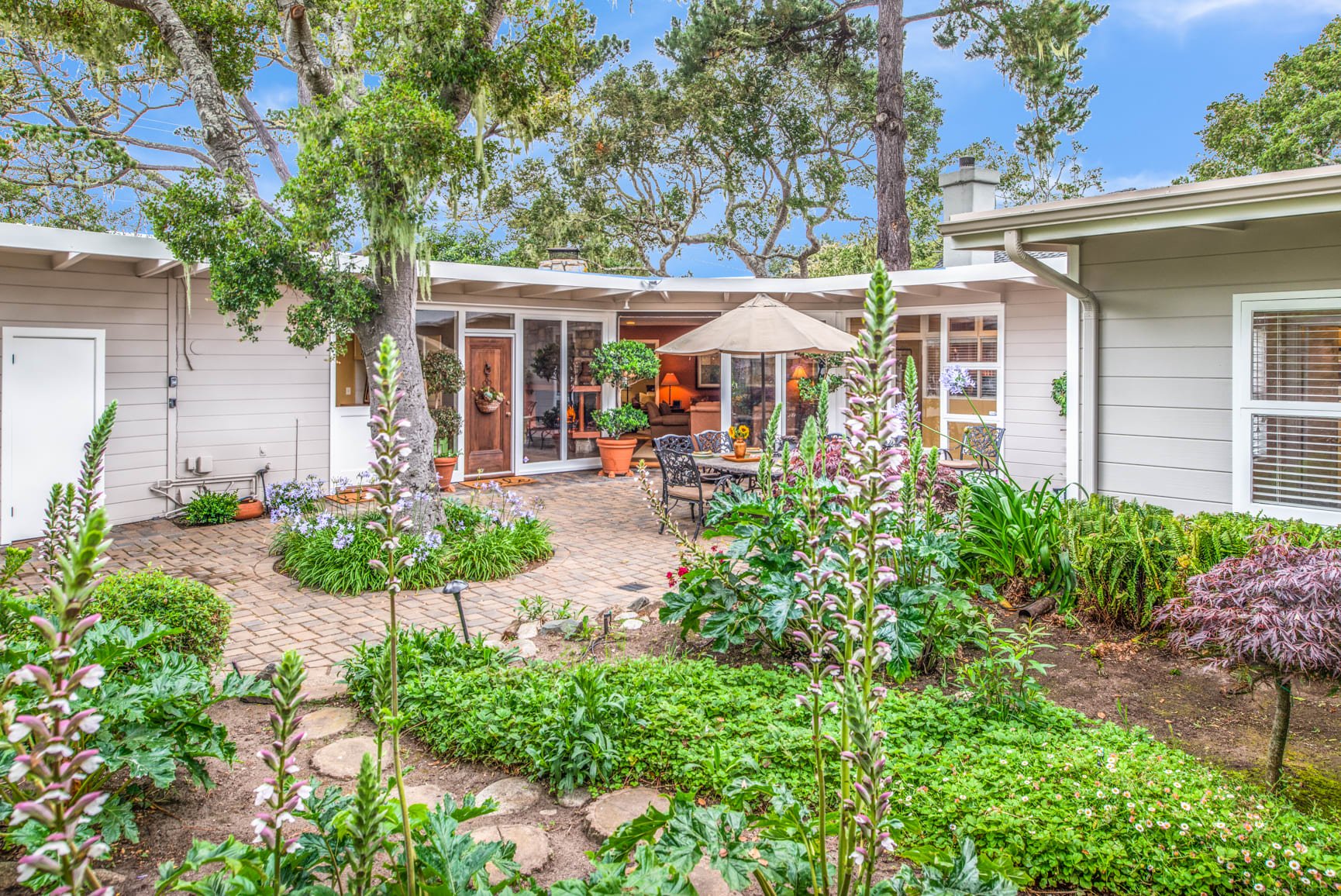 Carmel Pearl - 2915 Alta Ave, Carmel