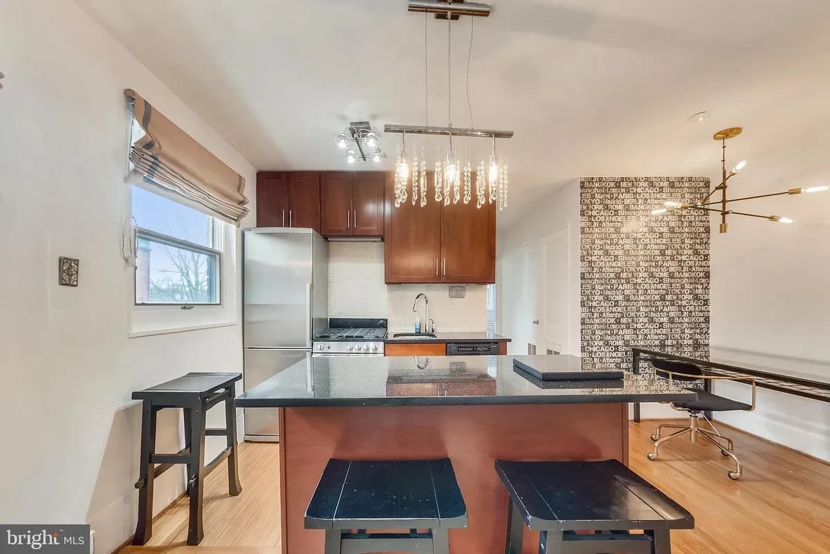 4595 Macarthur Blvd NW #3