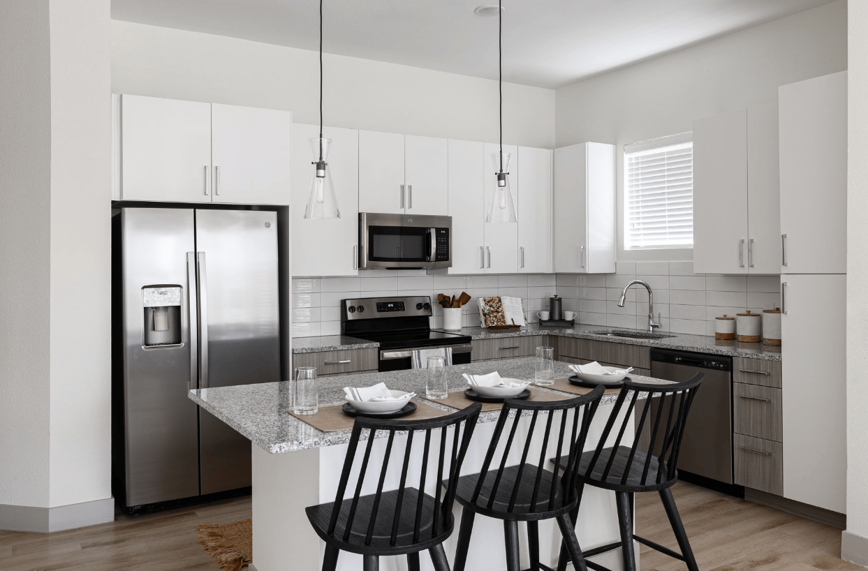 Receive 12 Weeks FREE When You Move-In By 11/30!