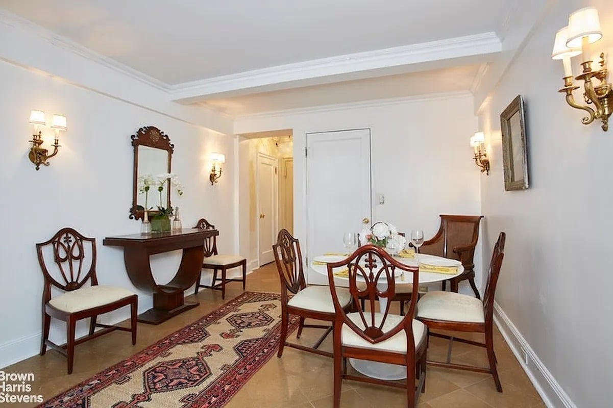 434 East 52nd Street 2G