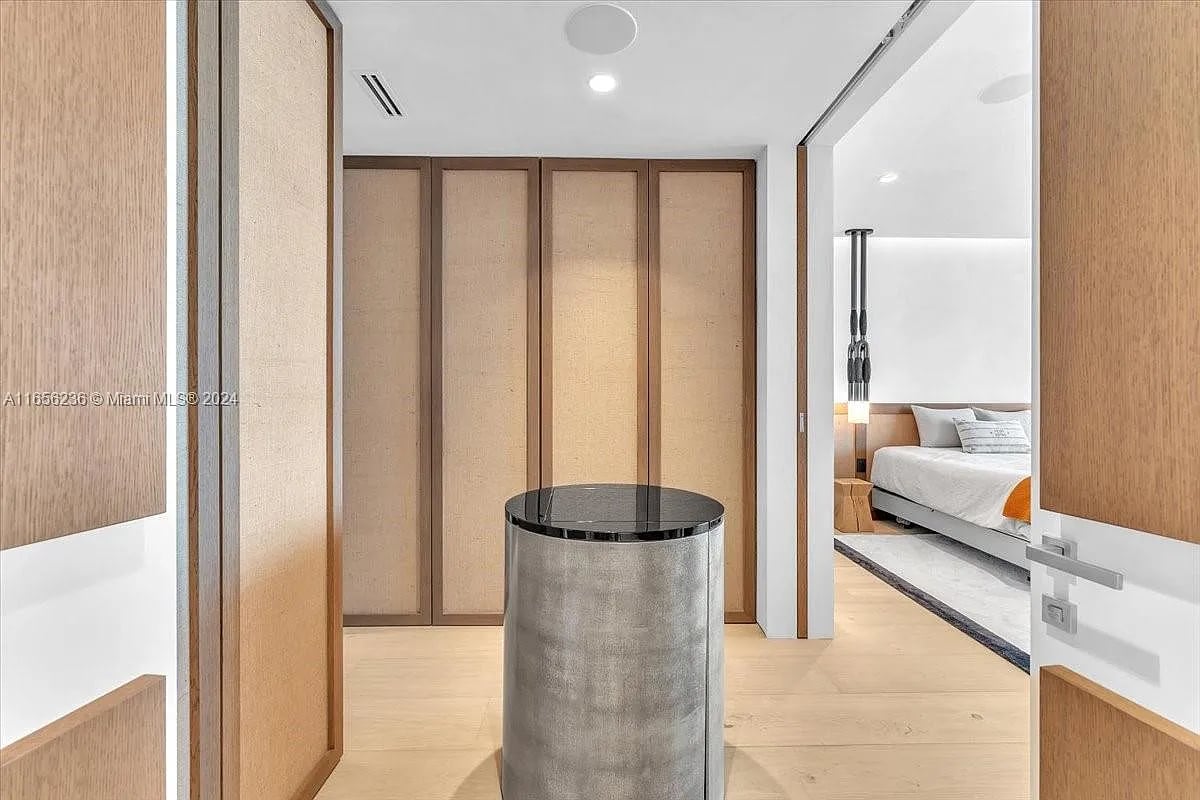 18975 Collins Ave #5302-6