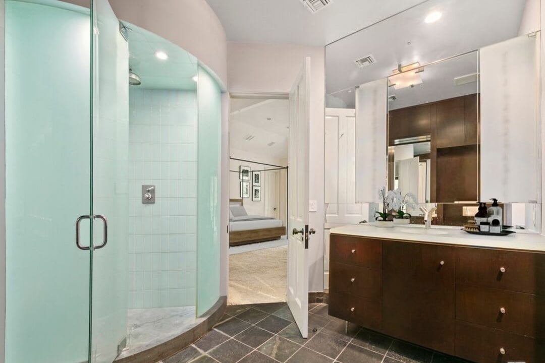 Chateau Sapphire