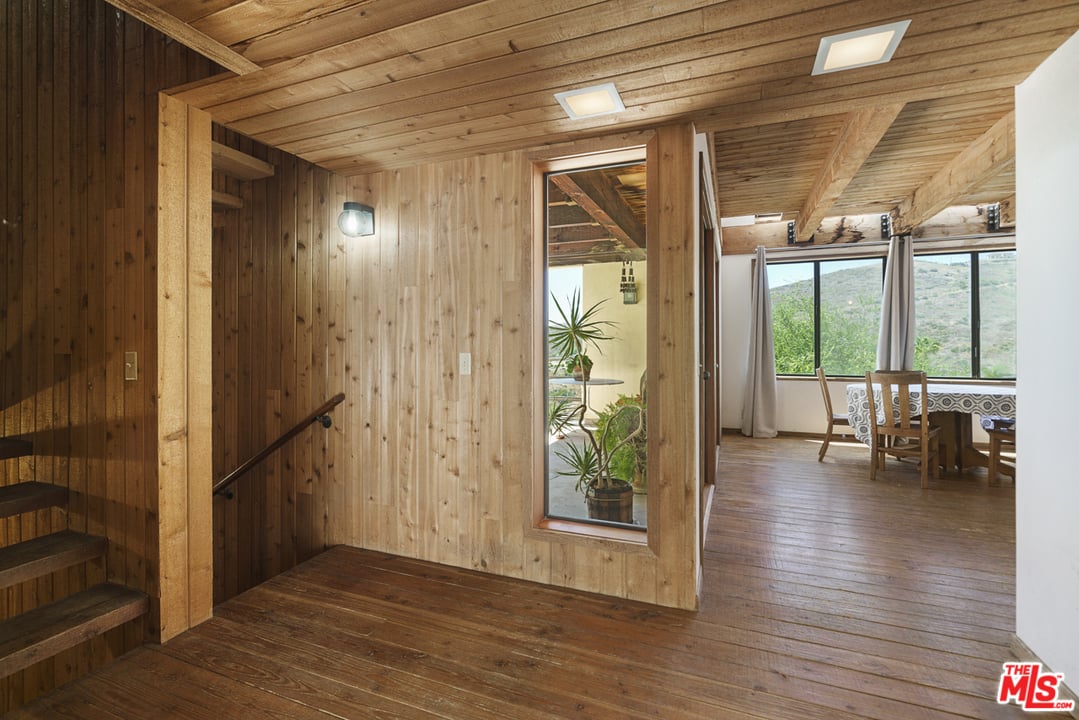 2913 Corral Canyon Rd