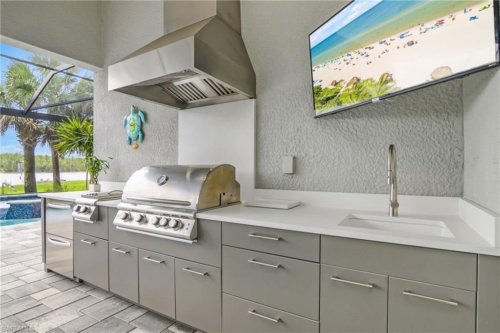 19053 Aqua Shore Dr