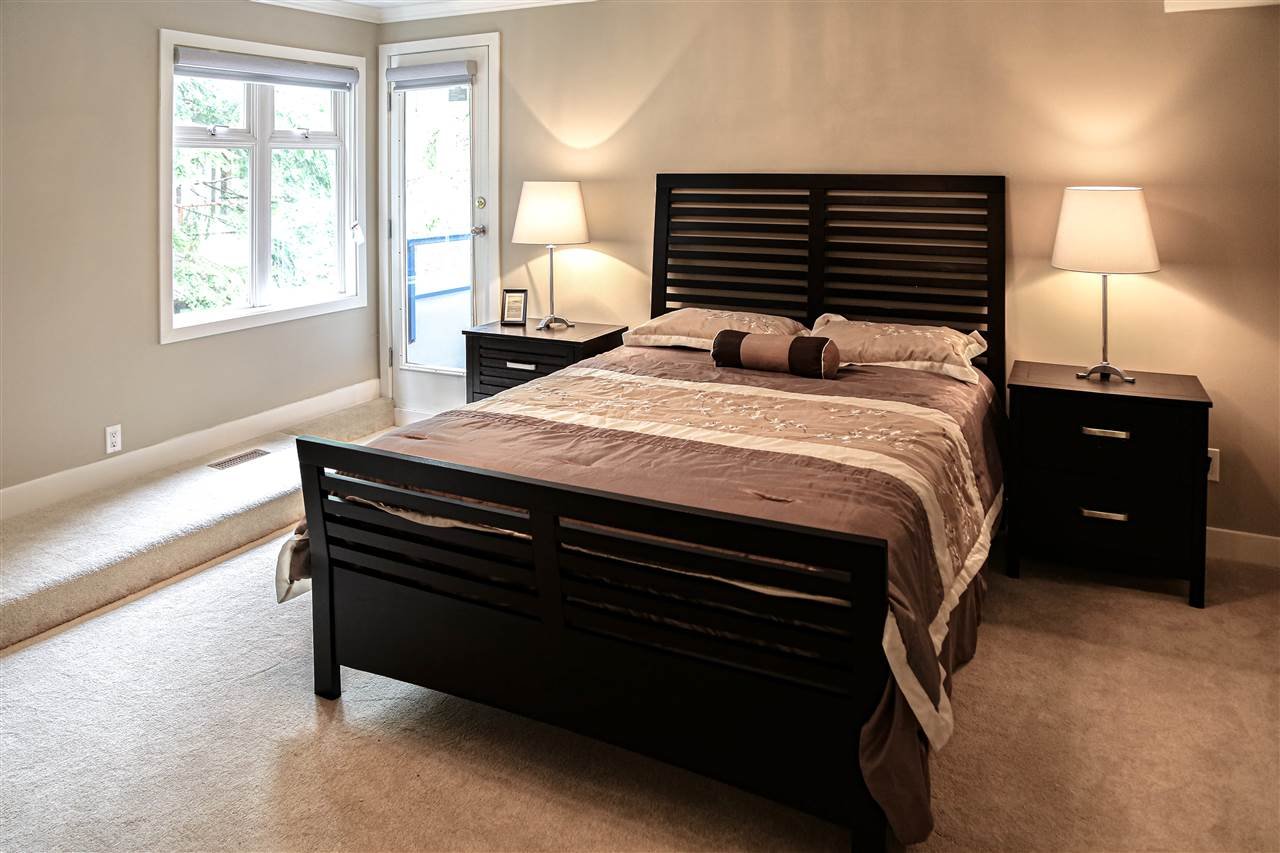 62 Shoreline Circle