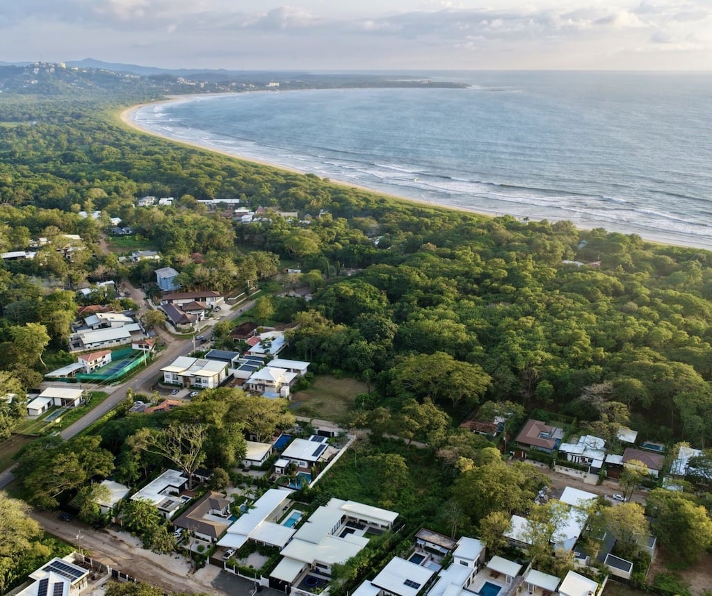 D78 | Extra-Large 1,911 m² Lot in Playa Grande Estates