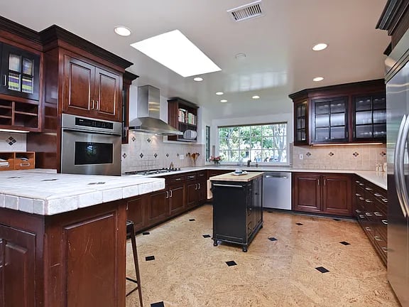 4313 Camellia Ave