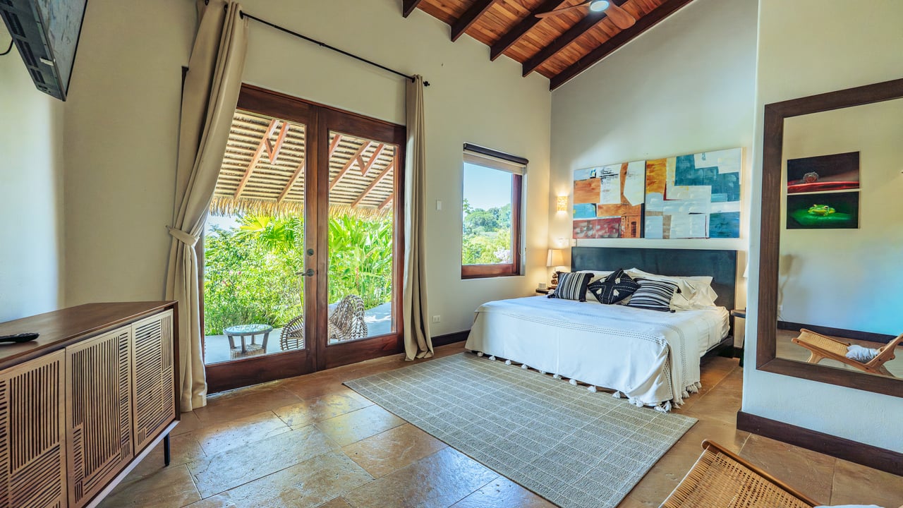 Ocean View Luxury Estate with An Incredible Location in Dominical