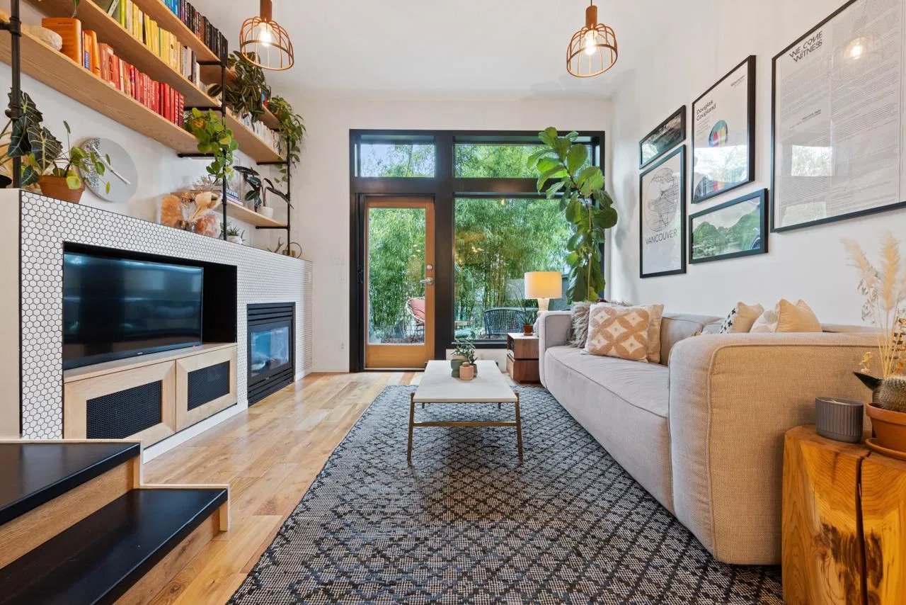 3115 Prince Edward St