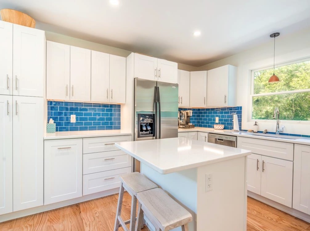 62 Schoolhouse Rd