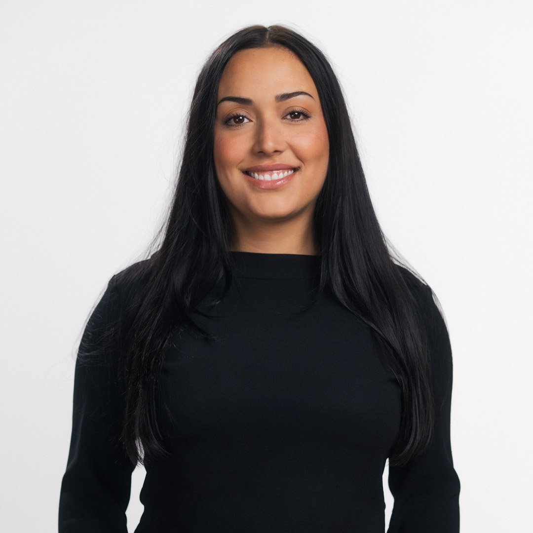 Lucy Teruel Chicago, Vesta Preferred Realty Agent Headshot