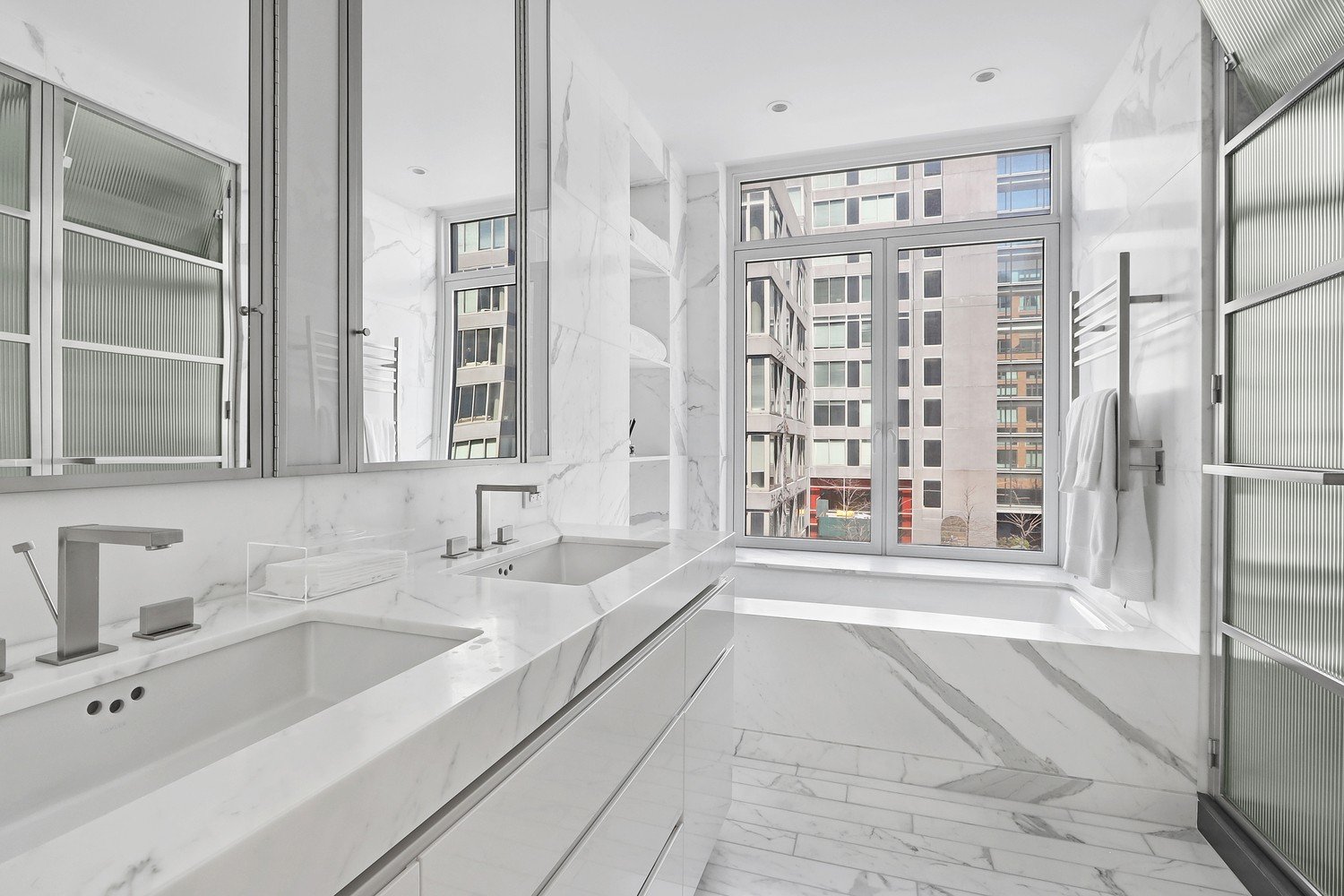  70 Vestry Street, #4B