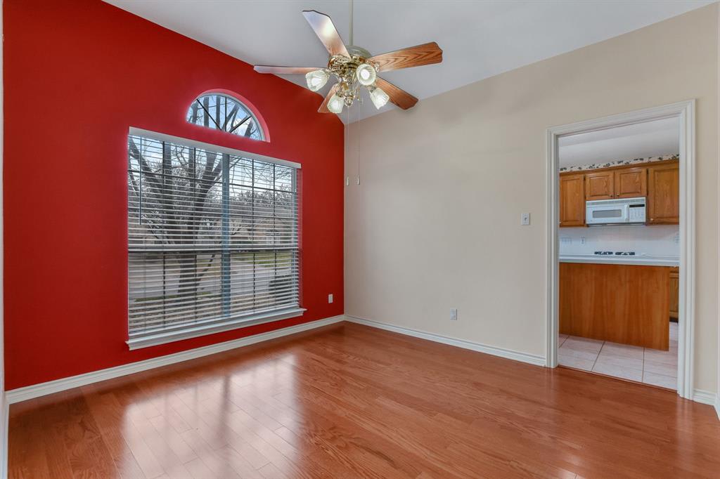 1417 Deer Trail