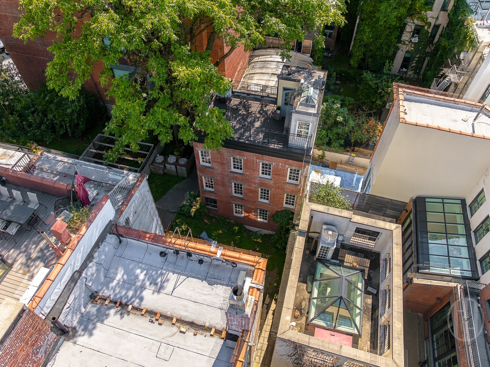 Charles Street House + Carriage House