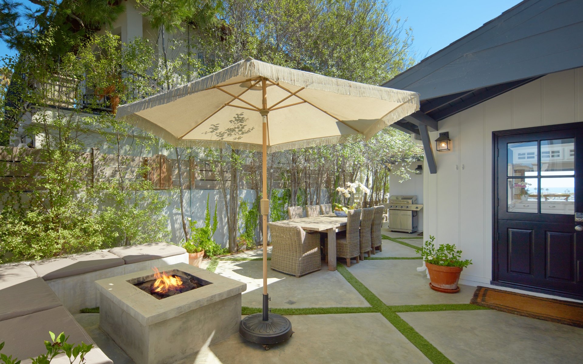 2235 Pacific Drive