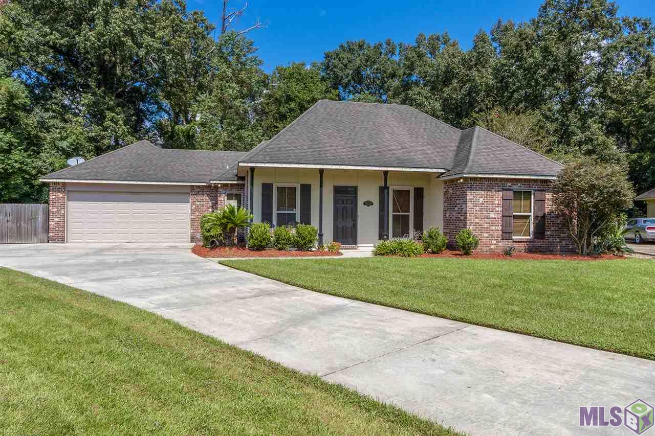 39110 N Angelle Ct