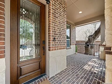 8911 Rocky Ridge