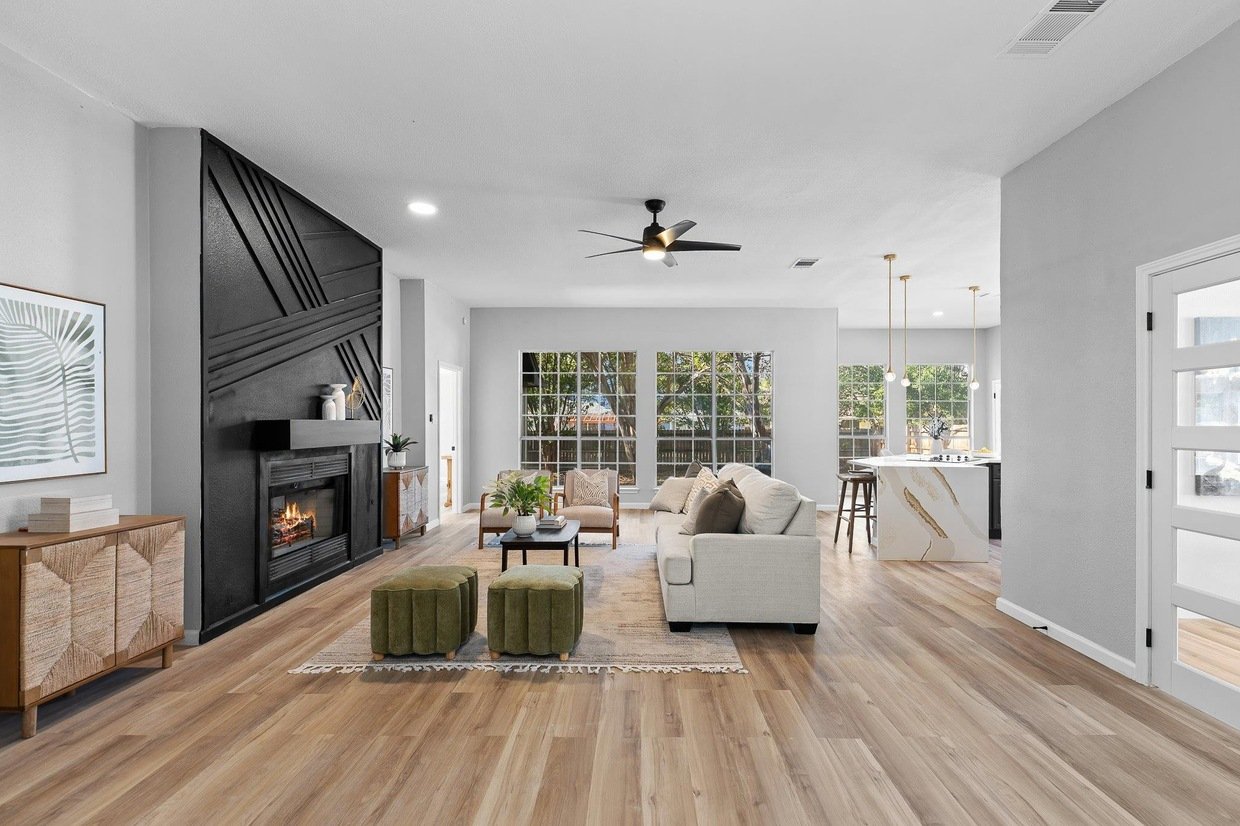 1210 Brophy Dr
