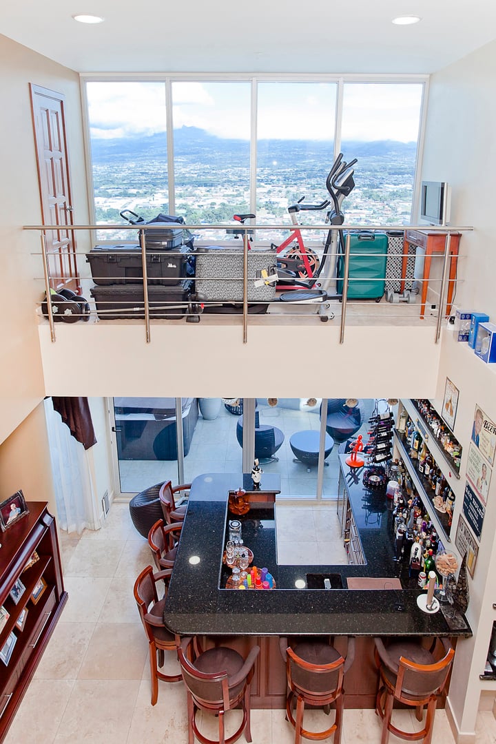 Custom Remodeled Jacuzzi Penthouse, Sabana and Rohrmoser, San Jose
