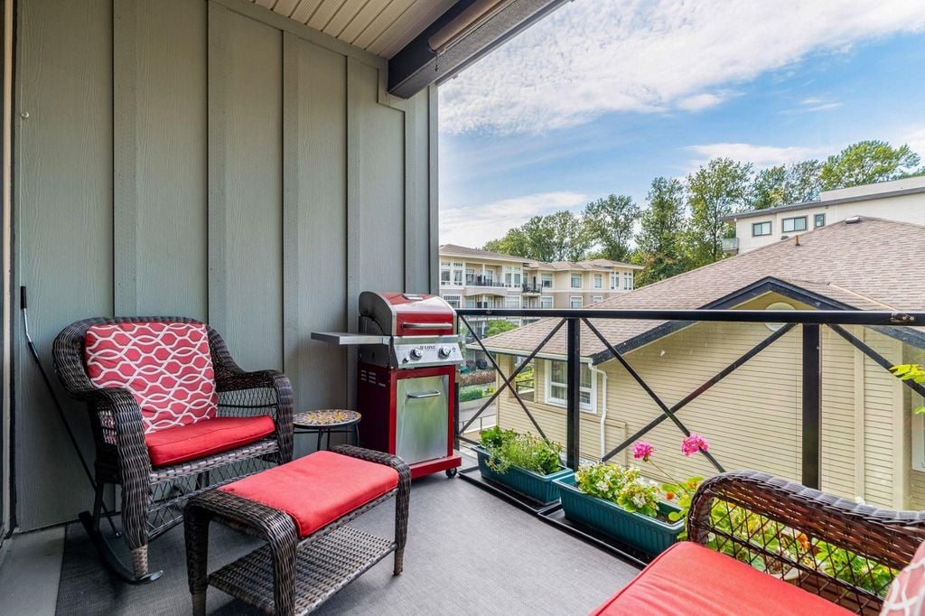 2336 Whyte Ave, #304