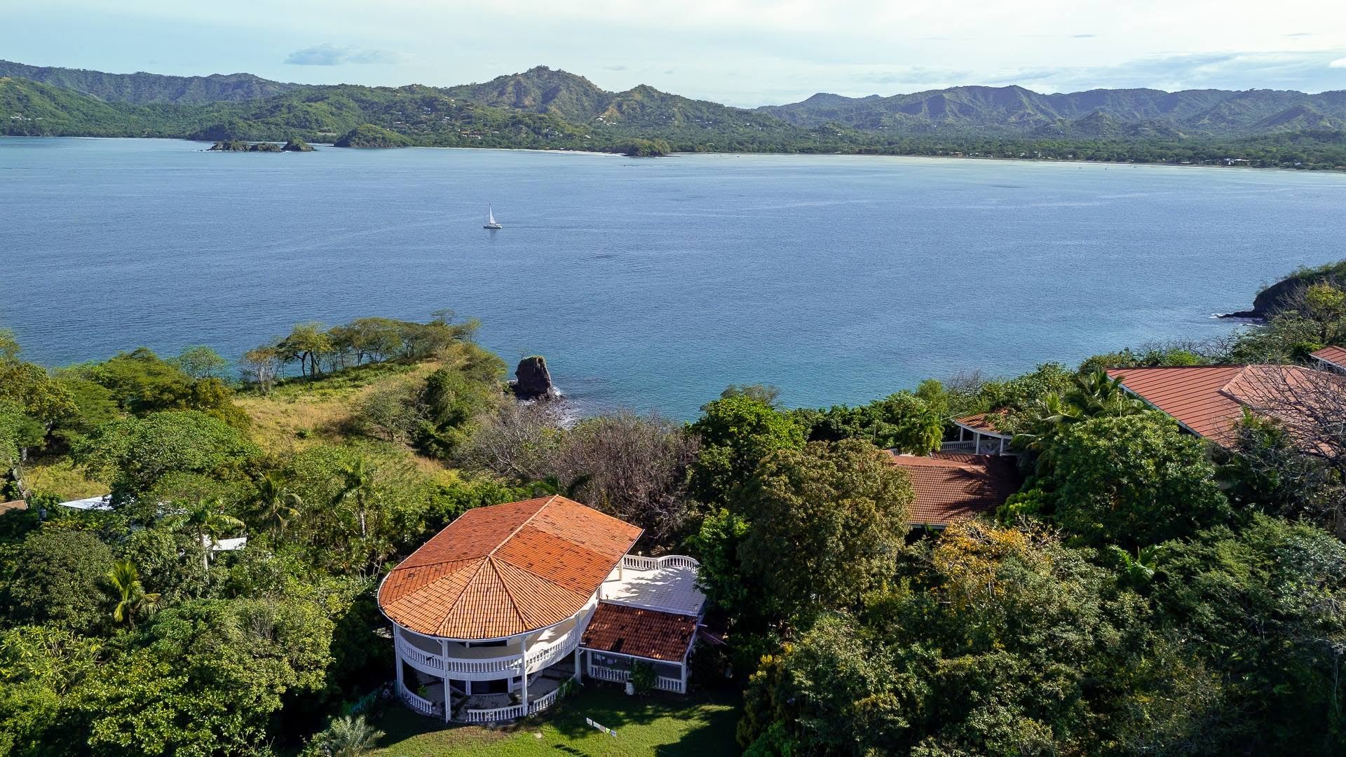 Casa Eterna | Rare Titled Oceanfront Estate in Flamingo Beach, Costa Rica