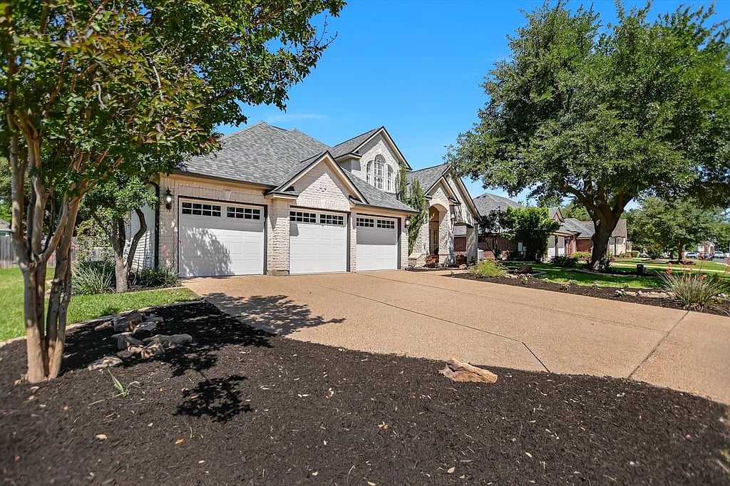 16628 Malaga Hills Dr