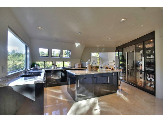 21427 Saratoga Hills Rd