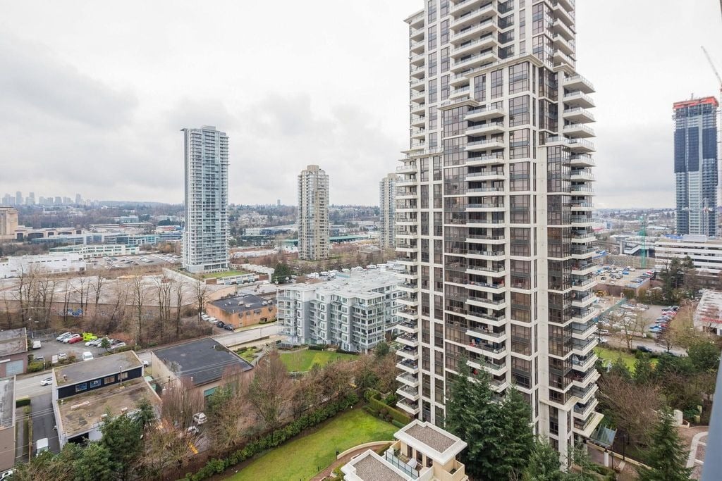 2077 Rosser Ave, #1304