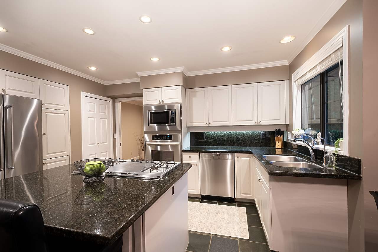 5467 Monte Bre Cres
