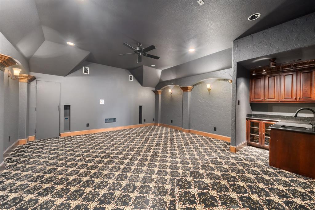4012 Glenhurst Ln