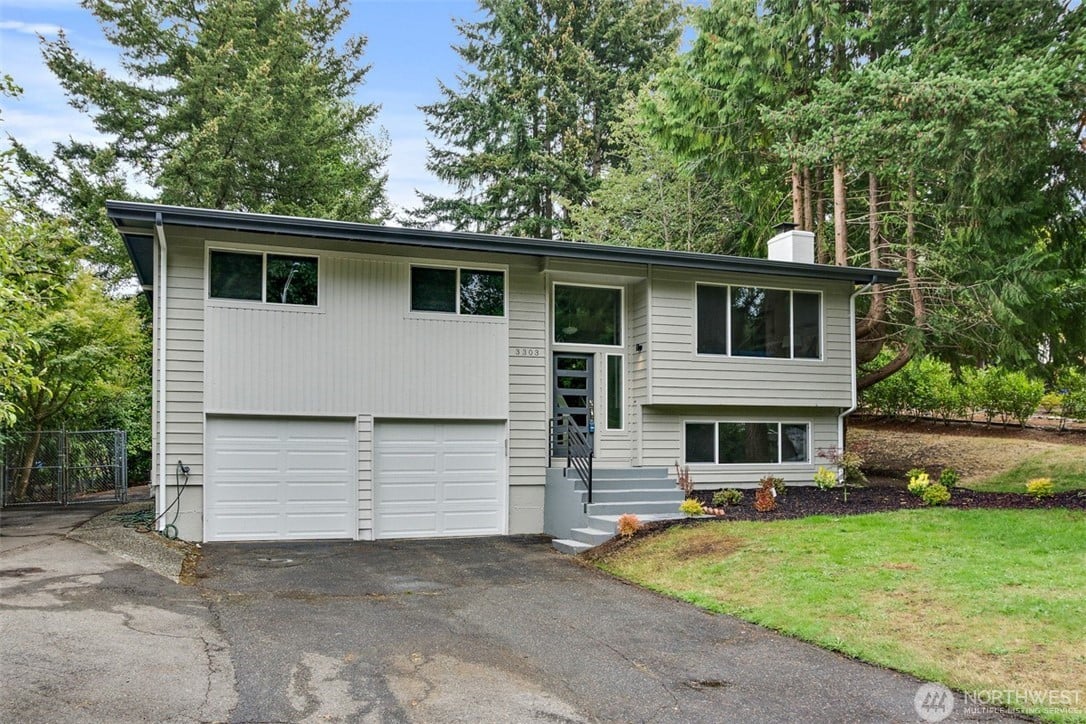 3303 226th Place SW