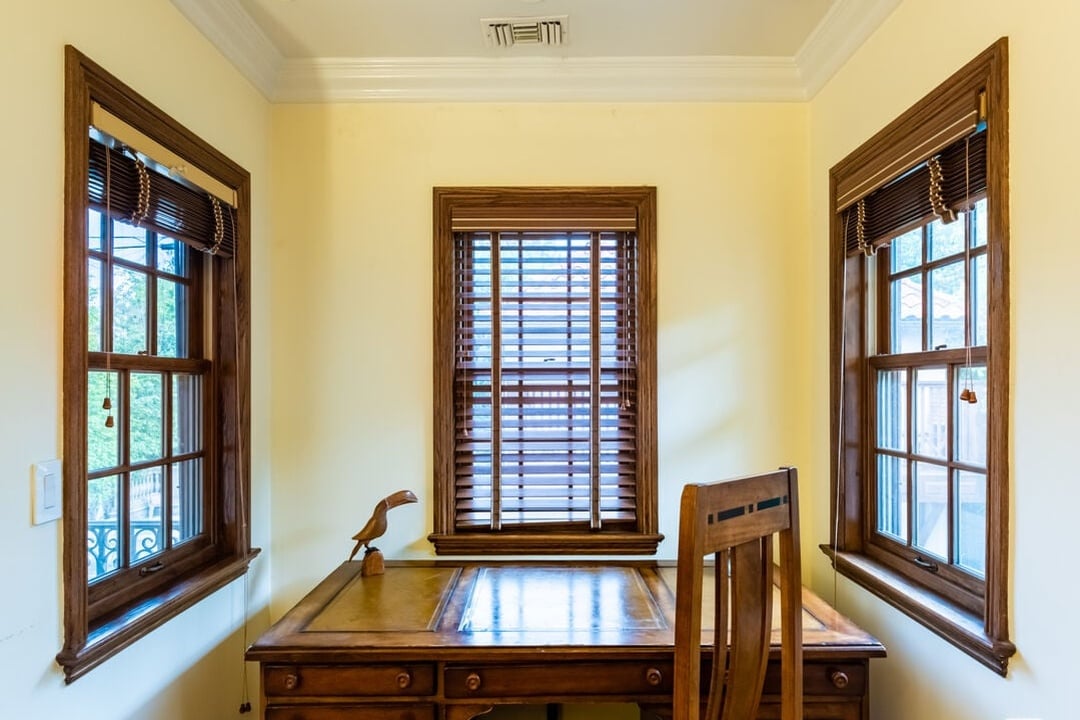 San Vicente Blvd, 90402