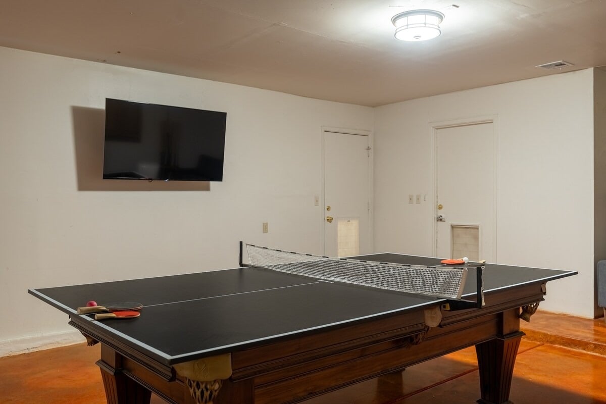 AZ Relocation? Heated Pool, Game & Exercise Room