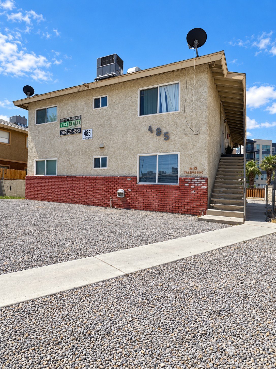 485 North Circle #2 Las Vegas, NV 89119
