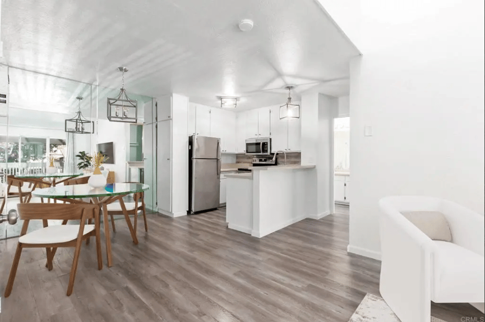 1885 Diamond St #329