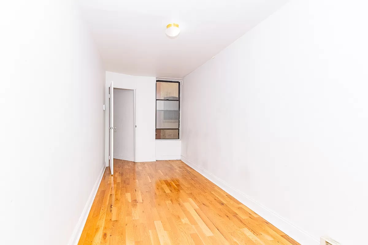 147 Starr Street 2R