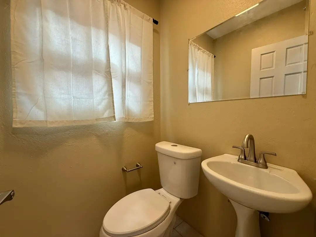 1100 Zion Hill 2 Bedroom Apartment 