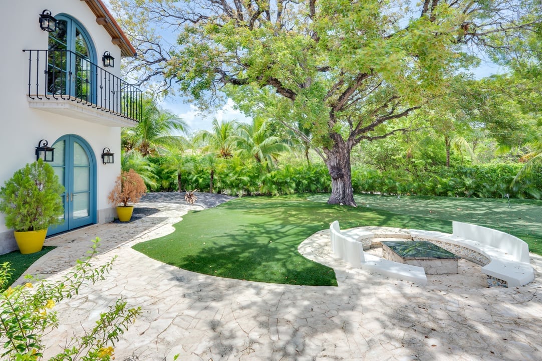 Villa Romantica | A Timeless Coastal Retreat in Las Golondrinas, Hacienda Pinilla
