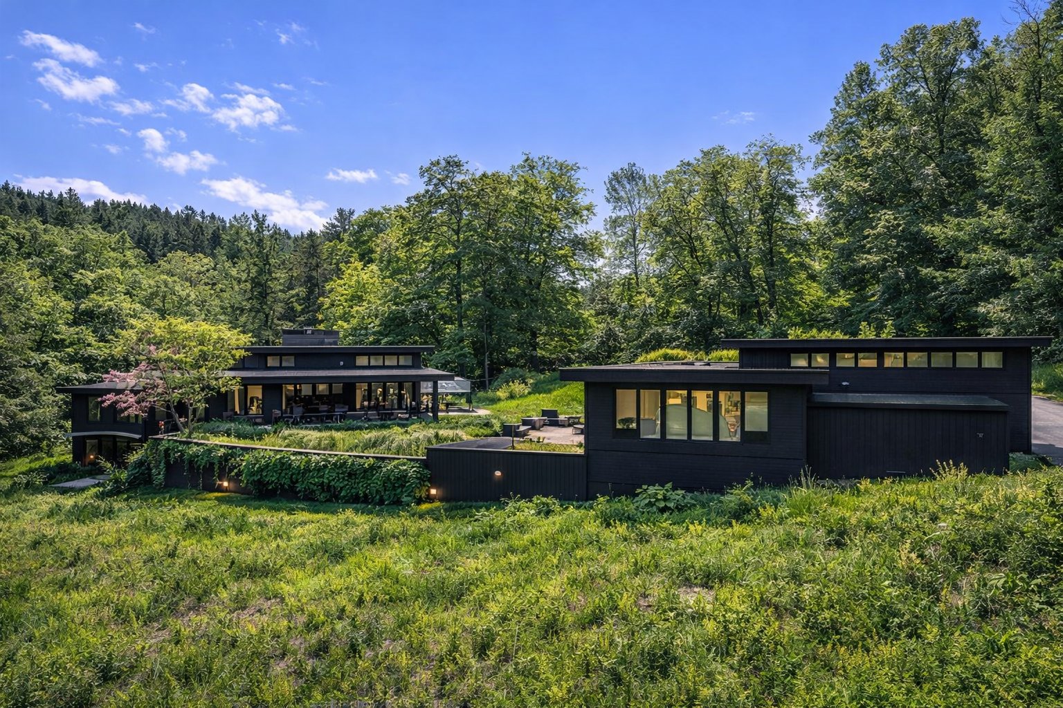 5015 Crow Hill Rd