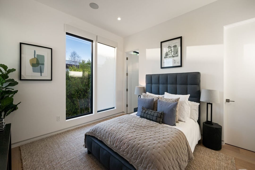 Aurelian Crest, Linda Flora Dr, 90049