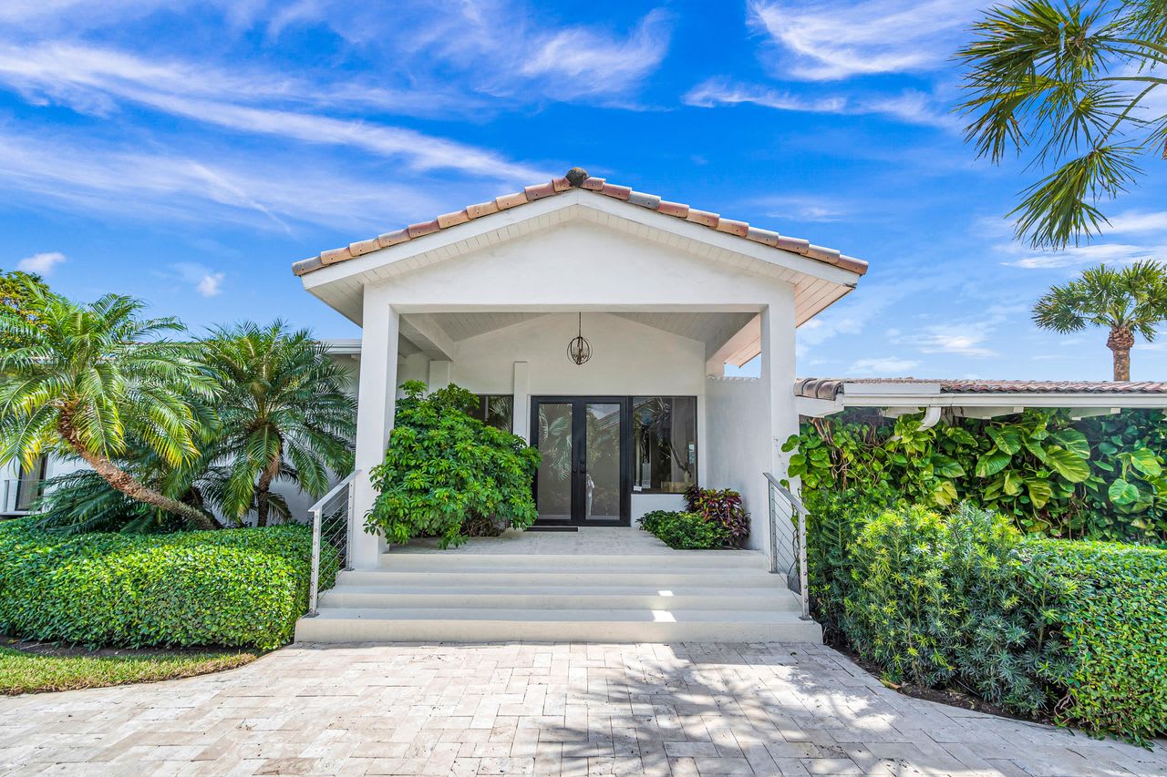 Miami’s Upper East Side Bayfront Residence