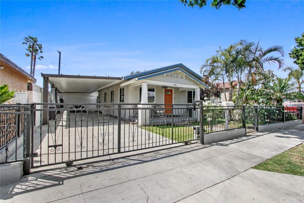 426 E Morningside Street