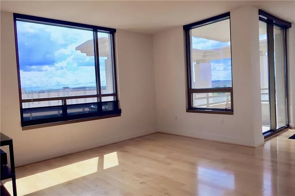 300 Bowie Street Unit #705