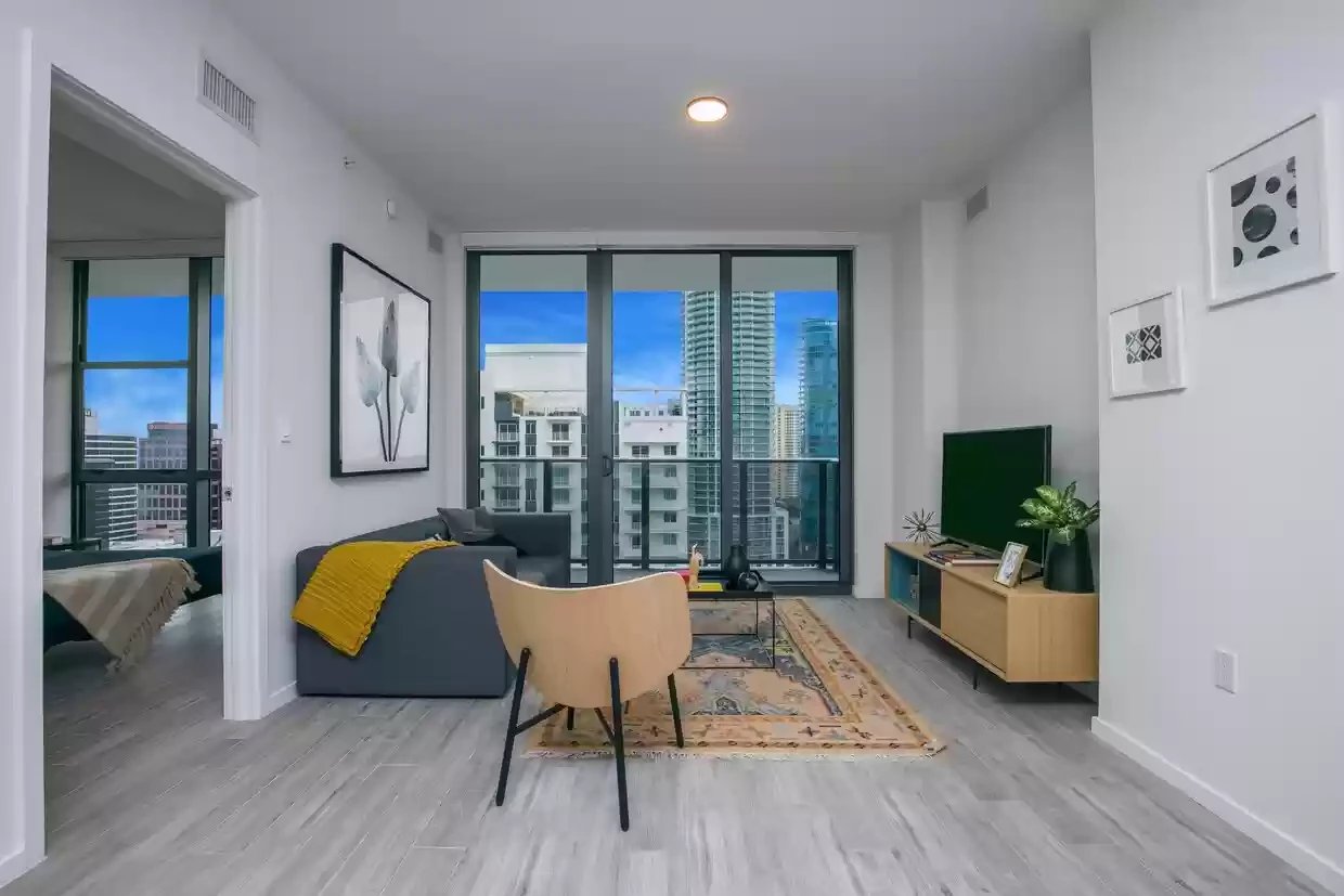 301 SW 1st Ave, Apt 1414 