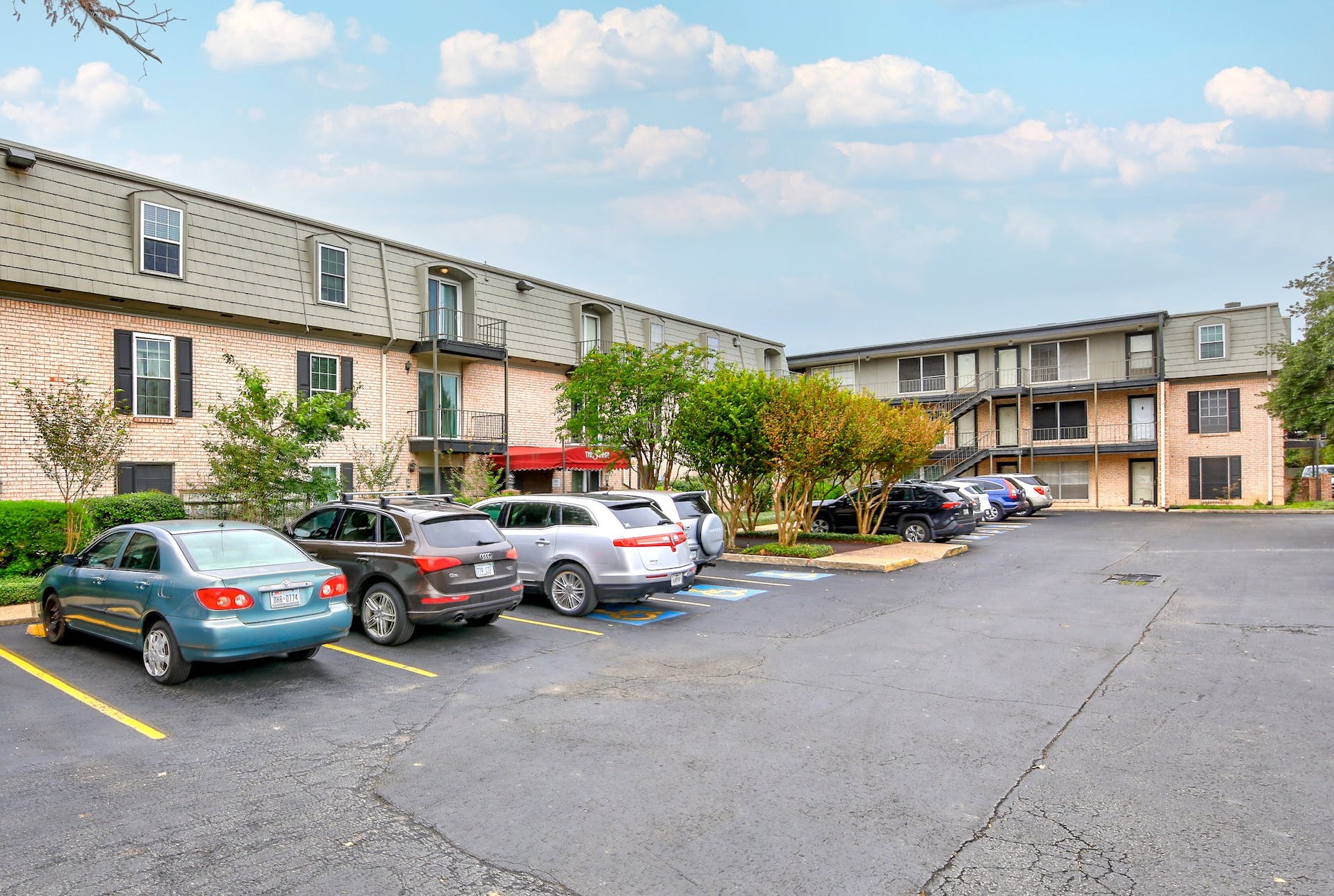 2425 Ashdale Dr #24, Austin, Texas 78757