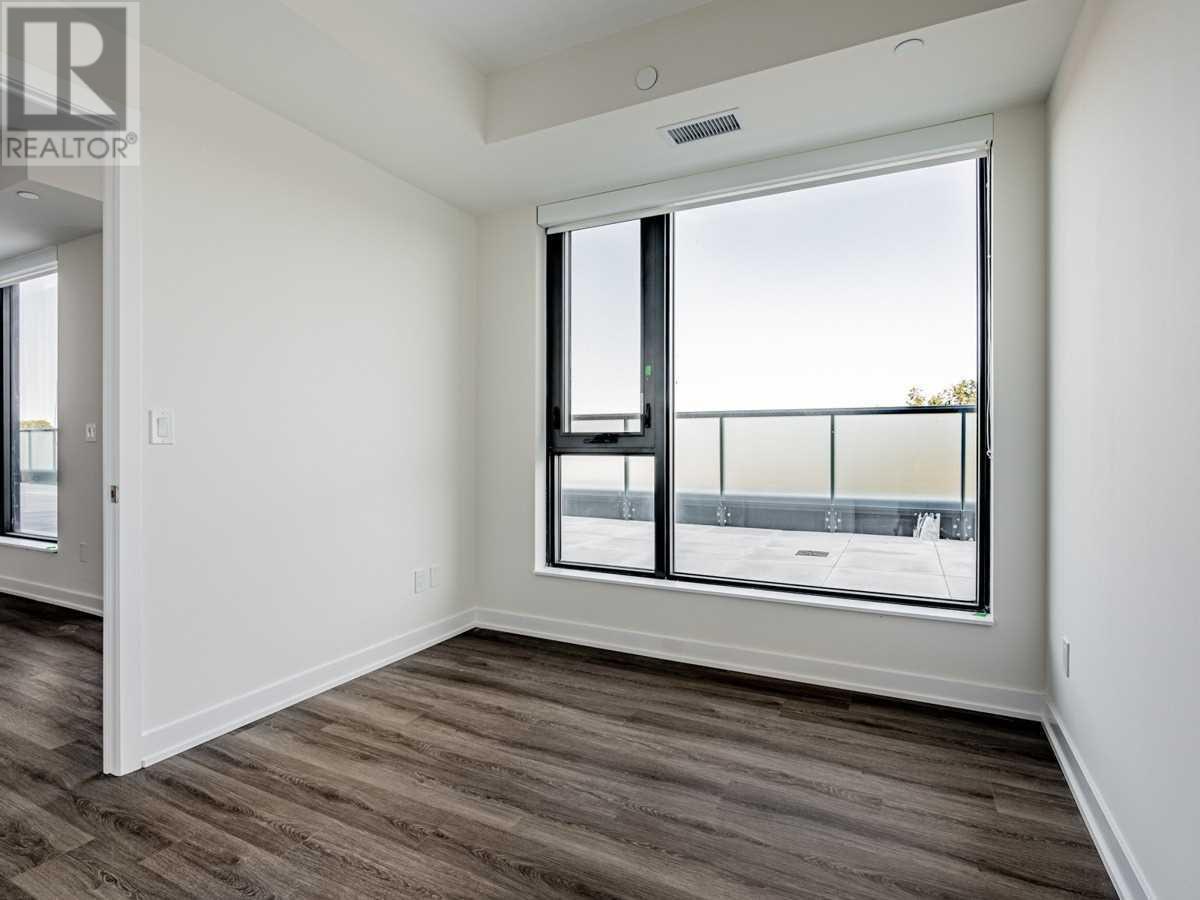 840 St. Clair Ave W, #801