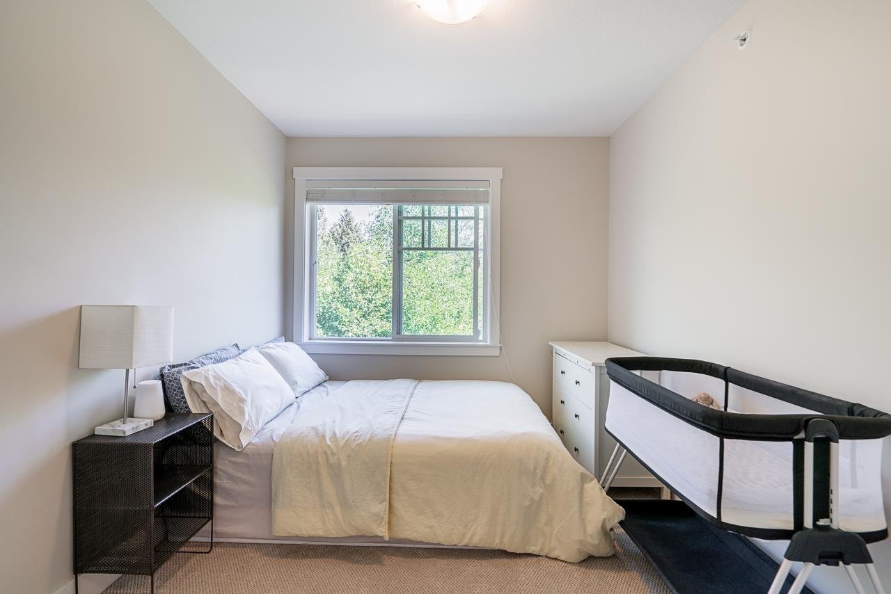 104-20498 82 Ave