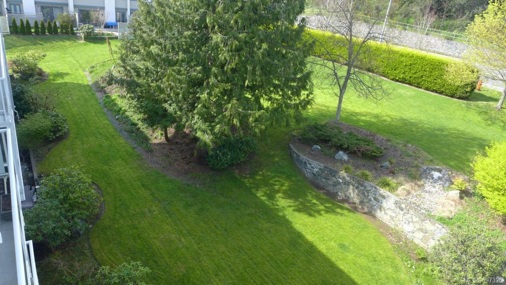 412-1490 Garnet Rd, Saanich