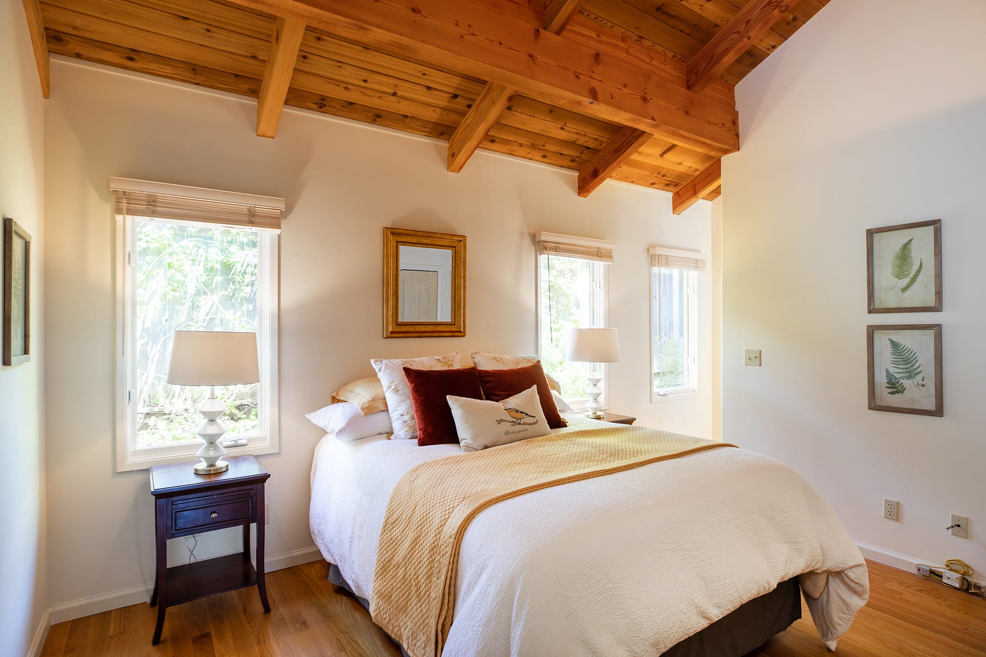 Downtown Carmel Living- San Carlos 4 SE of 12th